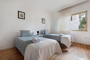 2 quartos, Wi-Fi de cortesia, roupa de cama