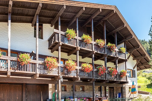 Apartment "Cesa Soramurat 5 6" with Mountainview, Wi-Fi, Balcony & Shared Garden