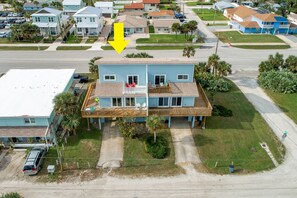 Exterior - Salty Flamingo, lovely home steps from the beach! (New Smyrna Beach)