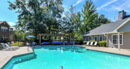 Nice condo with parking on site