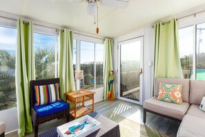 TV connectée, baby-foot, table de tennis de table