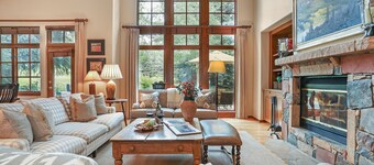 143 Enclave with Private Hot Tub, Pool (Summer Only), Wood Fireplace, BBQ