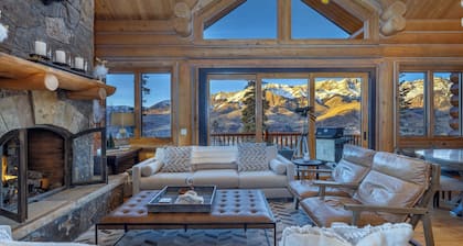 Amazing Days Lodge - 6 Bdrms, Ski In & Out, Epic Views, Hot Tub & Firepit!