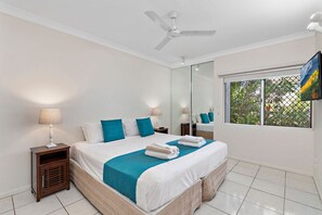 3 bedrooms, iron/ironing board, free WiFi, bed sheets - Costa Royale 3 Bedroom Beachfront Apartment (Cairns)