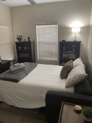 3 bedrooms, iron/ironing board, free WiFi, bed sheets