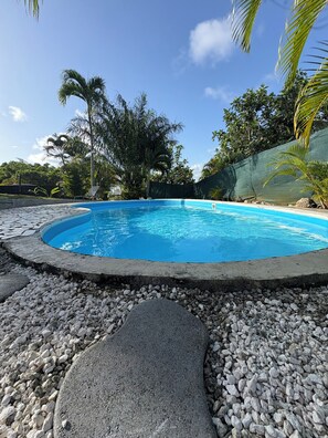 Outdoor pool - A natural haven of peace (Lamentin)