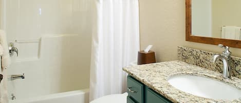 Combined shower/tub