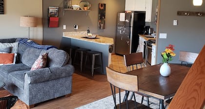 Remodeled Summit View Condo! Near Golf Course, Skiing, Hot Springs, and more!