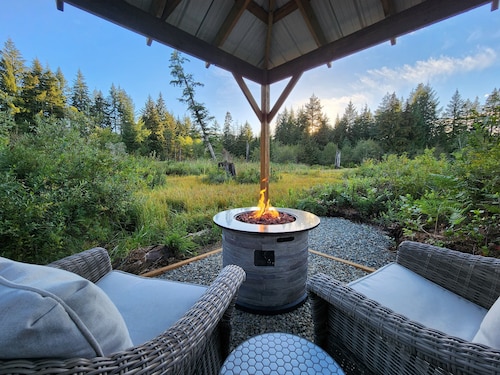 Private Hideaway, Wetland Views! Heather Cottage