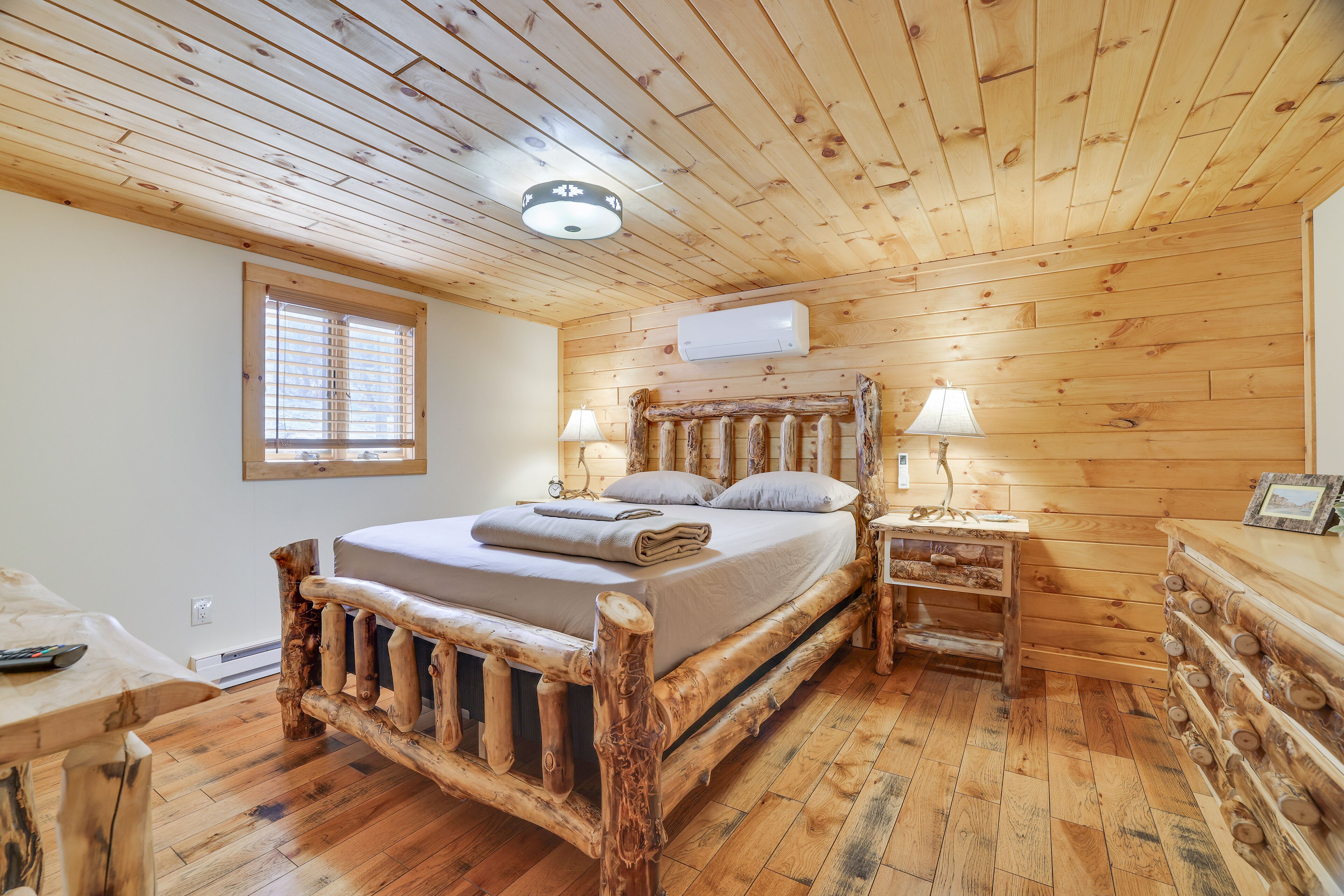 3 chambres, fer et planche à repasser, Wi-Fi gratuit, draps fournis