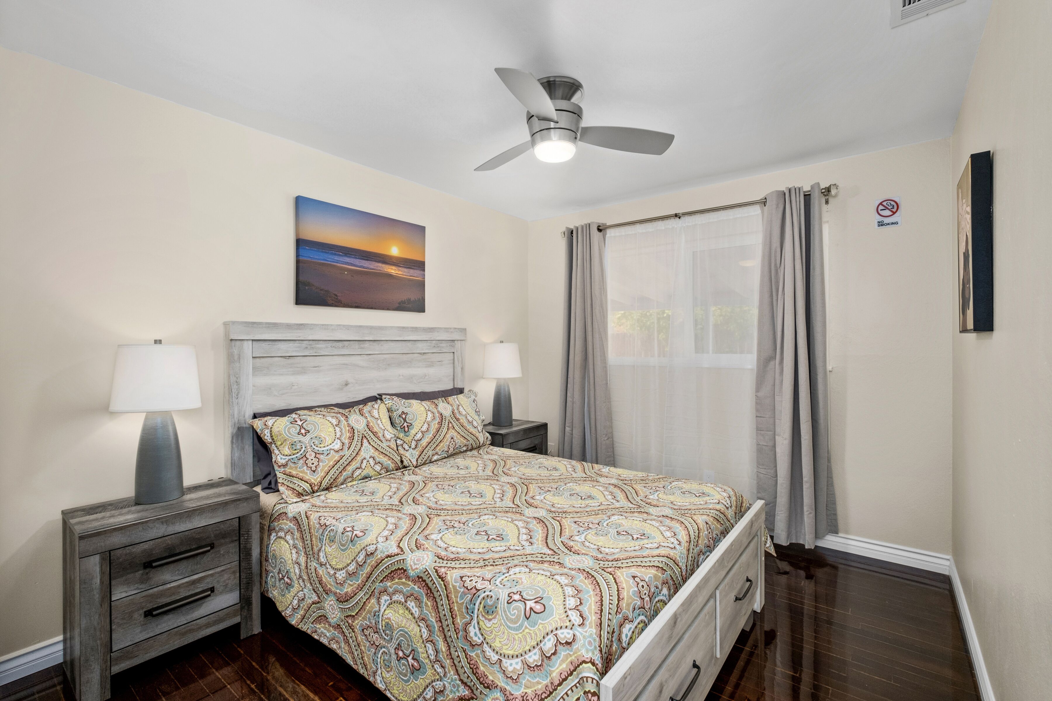 4 habitaciones, tabla de planchar con plancha y wifi gratis 