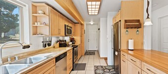 Mountain Breeze - Pet Friendly Read Our Reviews