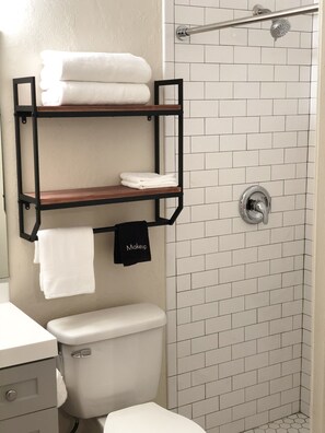 Ensemble baignoire-douche