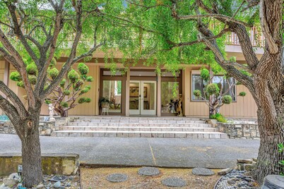 Beautiful Carmel House
