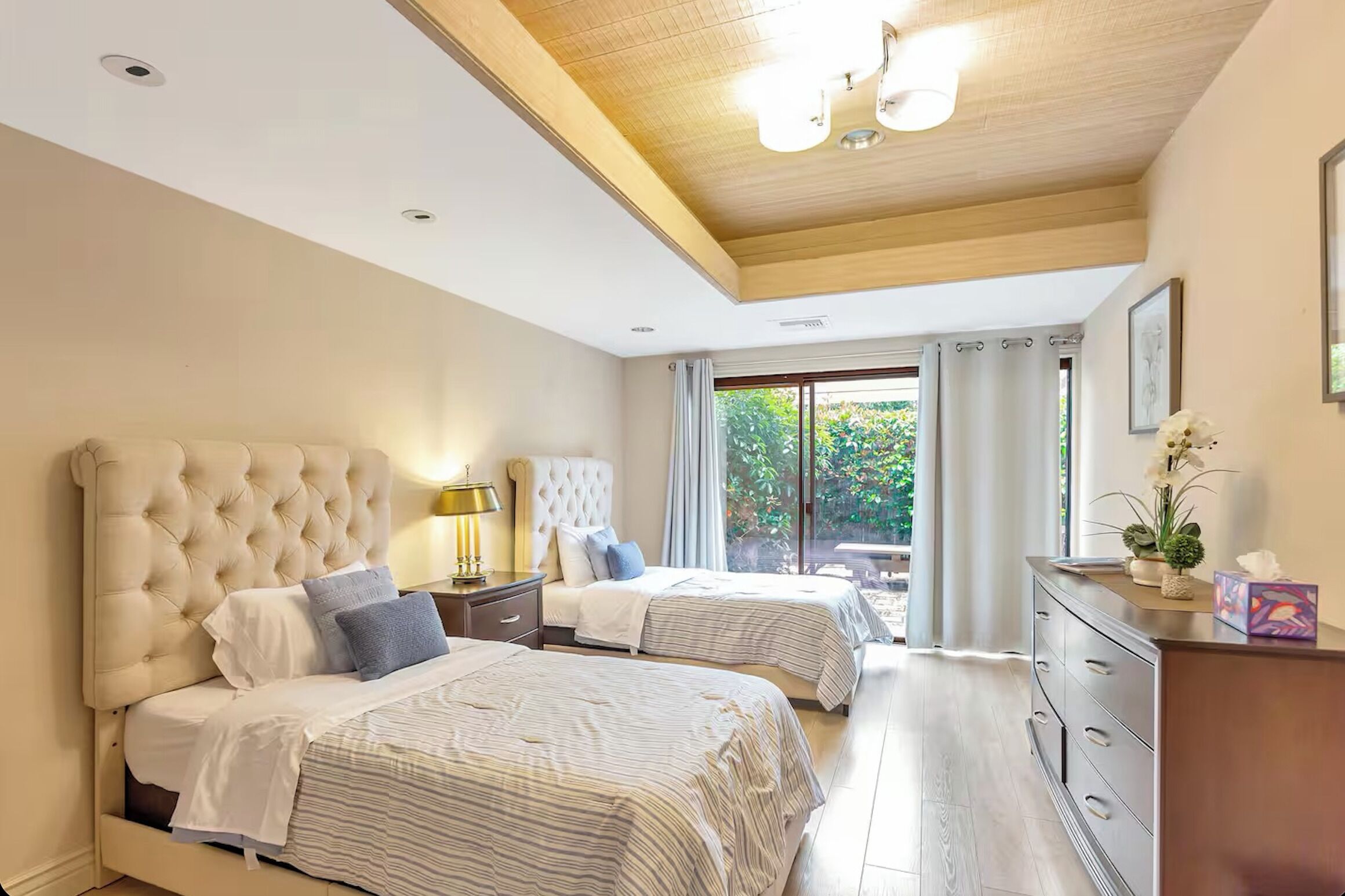 8 Schlafzimmer, Bügeleisen/Bügelbrett, kostenloses WLAN