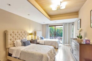 8 bedrooms, iron/ironing board, free WiFi