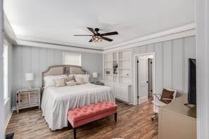 4 Schlafzimmer, Bügeleisen/Bügelbrett, WLAN, Bettwäsche