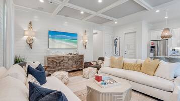 Smart TV, books, stereo