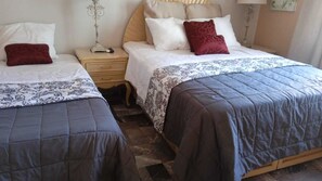 3 間睡房、熨斗/熨衫板、免費 Wi-Fi、床單