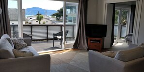 Smart-TV, Netflix, DVD-Player, Streaming-Dienste