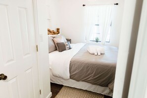 5 chambres, fer et planche à repasser, lit parapluie, Wi-Fi gratuit