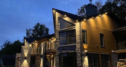 NEW! La Marie-Pierre Ski/Golf Mont Tremblant