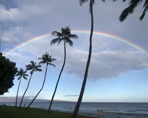 Am Strand, Liegestühle, Strandtücher