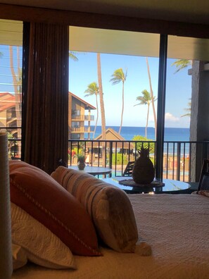 Bügeleisen/Bügelbrett, Reisekinderbett, kostenloses WLAN, Bettwäsche