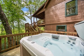 Bain à remous extérieur