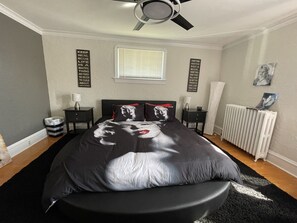 2 Schlafzimmer, BĂŒgeleisen/BĂŒgelbrett, Reisekinderbett, kostenloses WLAN