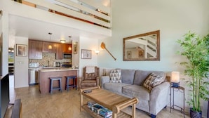 Living area - Kapaa Shores A303. Oceanfront Condo with a View! (Kapaʻa)