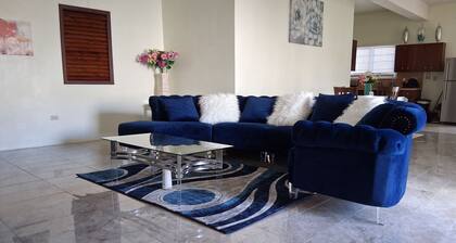 New Gem! Entire Private Three Bedroom Beautiful Caribbean Home