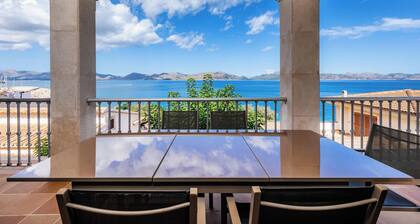 Beautiful Villa "Gran Vista Mar" with Sea Views, Pool, Air Conditioning and Wi-Fi