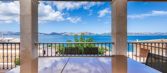 Beautiful Villa "Gran Vista Mar" with Sea Views, Pool, Air Conditioning and Wi-Fi