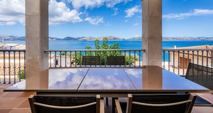 Beautiful Villa "Gran Vista Mar" with Sea Views, Pool, Air Conditioning and Wi-Fi