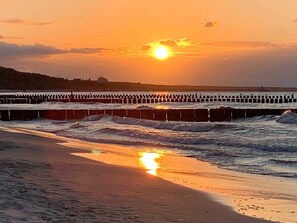 Imagen sin descripción, 5 de 32, botón