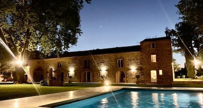 Magnificent renovated authentic Catalan farmhouse