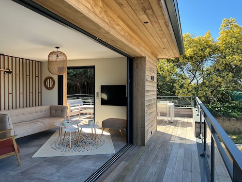 Villas Agosta - Bergamia - sea view 50 m from the beach, new and luxurious