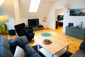 Smart-TV, Videospiele, Bücher