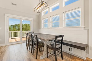 Dining - Landon Sea: Private Pool, Hot Tub, Dog-Friendly (Corolla)