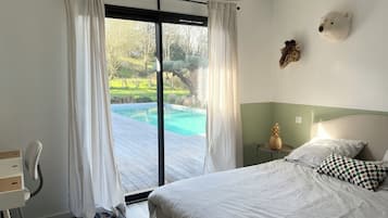 4 Schlafzimmer, Schreibtisch, BĂŒgeleisen/BĂŒgelbrett, Reisekinderbett