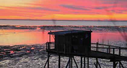 Villa Souzy - Family home with fully enclosed garden. 2km from the ocean.