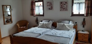 3 bedrooms, iron/ironing board, travel crib, free WiFi - Familienferienhaus Villa-Spatzenlust im Weltkulturerbe oberes Mittelrheintal (Weyer)