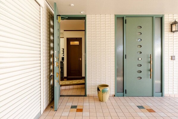 Interior - Relax and unwind in a room with a Simmons bed Limited to one group Close to 3 train lines - MOZU HOUSE A room / Sakai Ōsaka (Sakai)