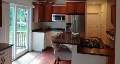 Name: Hill Crest<br>Private Setting. Heated Pool. 4 Minutes to Dreams Park