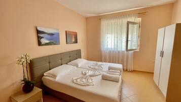 2 chambres, literie de qualité supérieure, surmatelas, Wi-Fi gratuit