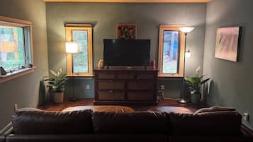 Smart TV, fireplace, printers