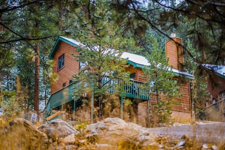Exterior. Walk to National Park! Mountain Cabin w/ Fireplace
