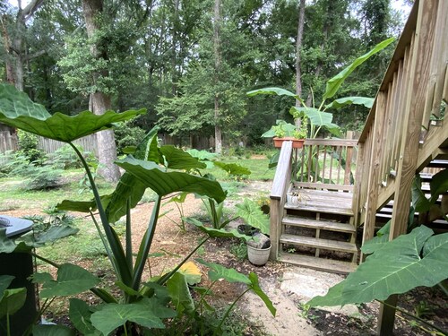Cheerful 2-bedroom Easy Street Townhouse