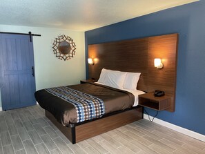 Silitysrauta/-lauta, ilmainen Wi-Fi, vuodevaatteet